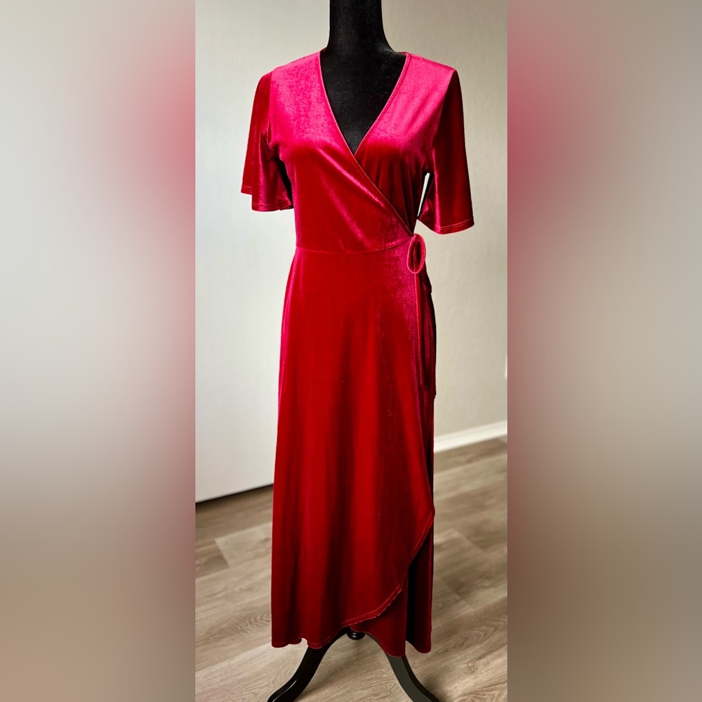 Chic Scarlet Wrap Velvet Maxi Dress